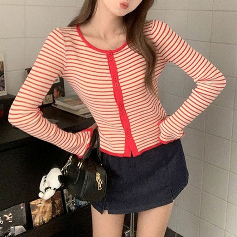 스트라이프 레드컬러 러블리 슬림핏 소매롤업 가디건