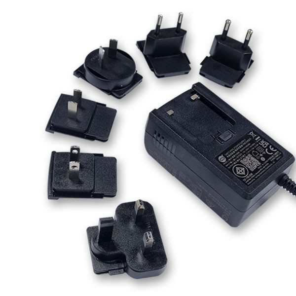 15V 2.8A 어댑터 국내 해외 여행 마샬 스톡웰 블루투스 스피커 앰프 모니터 LED CCTV