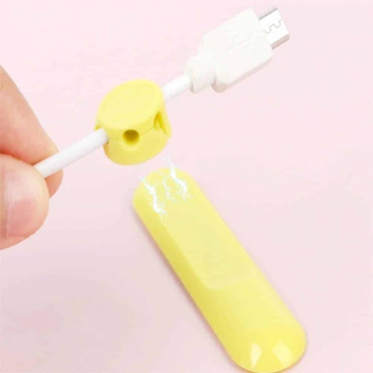 자석식 케이블 클립 케이블홀더 정리고정대 충전기케이블정리 전선정리홀더
