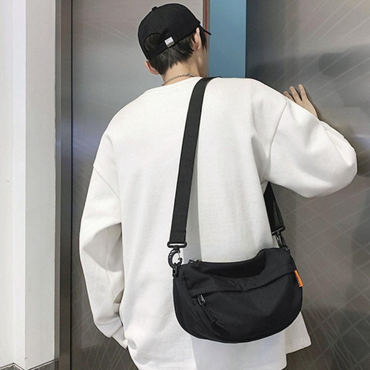 크로스 바디 새들백 숄더백 데일리백 여행 가방 20대 30대 메신저백 크로스백 핸드폰