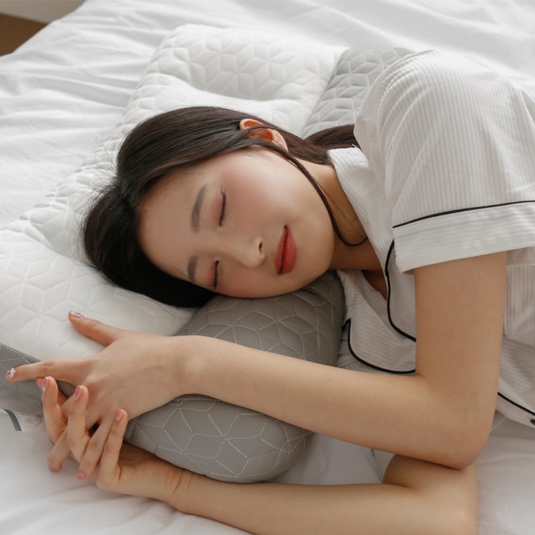 숙면 베개 잠잘오는 거북목 낮잠 꿀잠 필로우 기능성